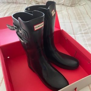 Hunter Original Refined Short Rain Boot (with grosgrain ribbon)